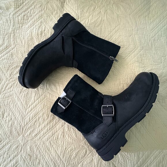 Ugg Boots (Men Size 10.5) - Picture 1 of 3